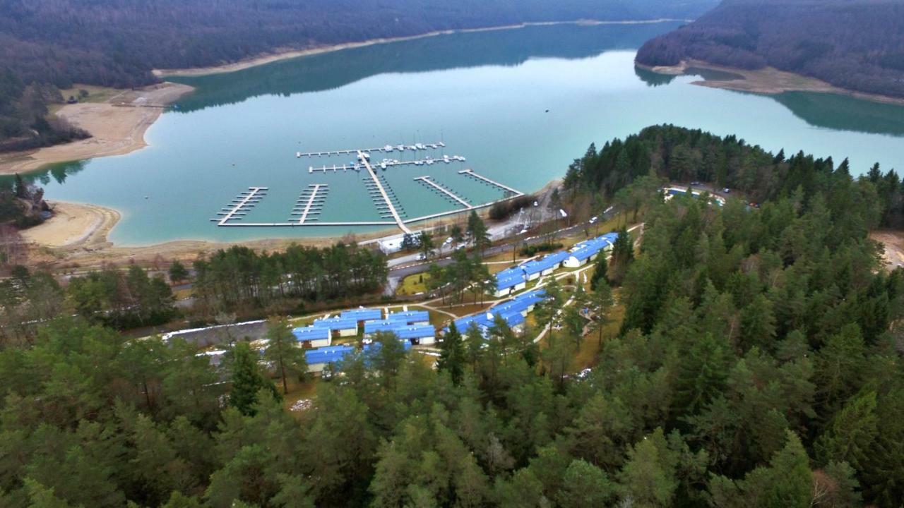 Vvf Jura Lac De Vouglans Maisod Buitenkant foto